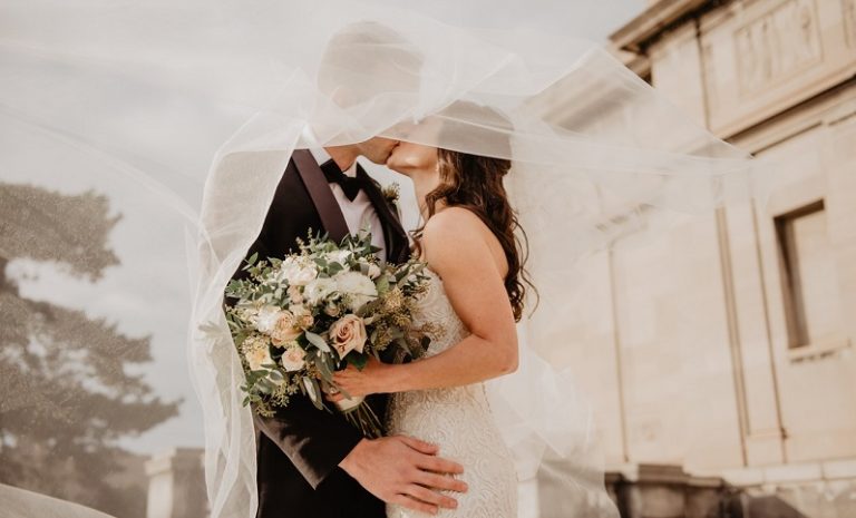 5 Great Ideas to Have Simple and Elegant Wedding
