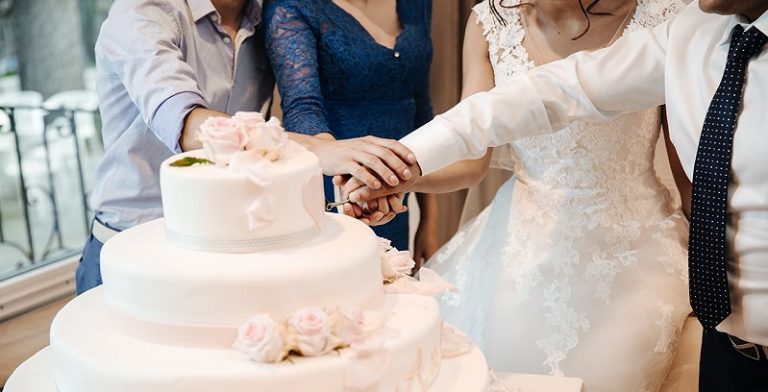 Top 5 Ideas to Choose Wedding Cake in 2020