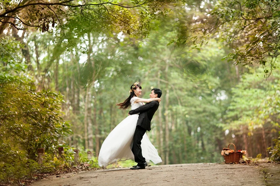 Everything You Need To Know About Micro Weddings
