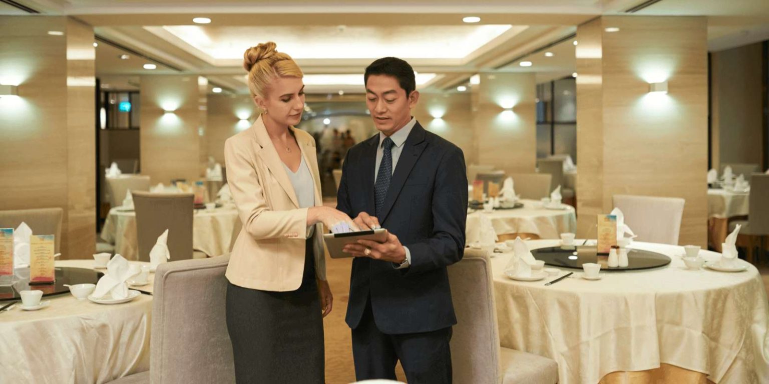 What Should Be Included In A Wedding Venue Contract
