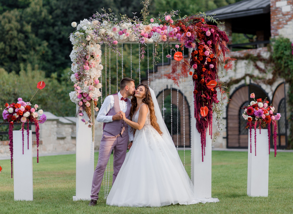 Navigating Wedding Transportation: Tips and Tricks for a Smooth Ride